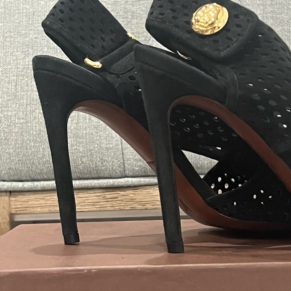 LOUIS VUITTON SUEDE PERFORATED SLING BACK SANDALS - Picture 5 of 13